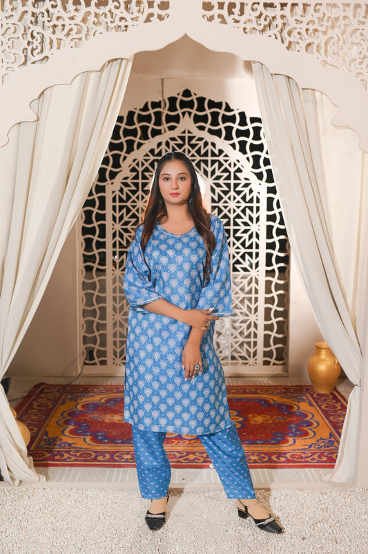 Blue Floral Printed 2-Piece Cotton Suit.