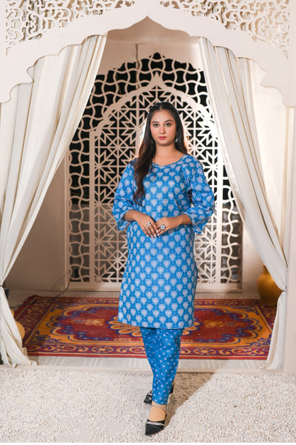 Blue Floral Printed 2-Piece Cotton Suit.
