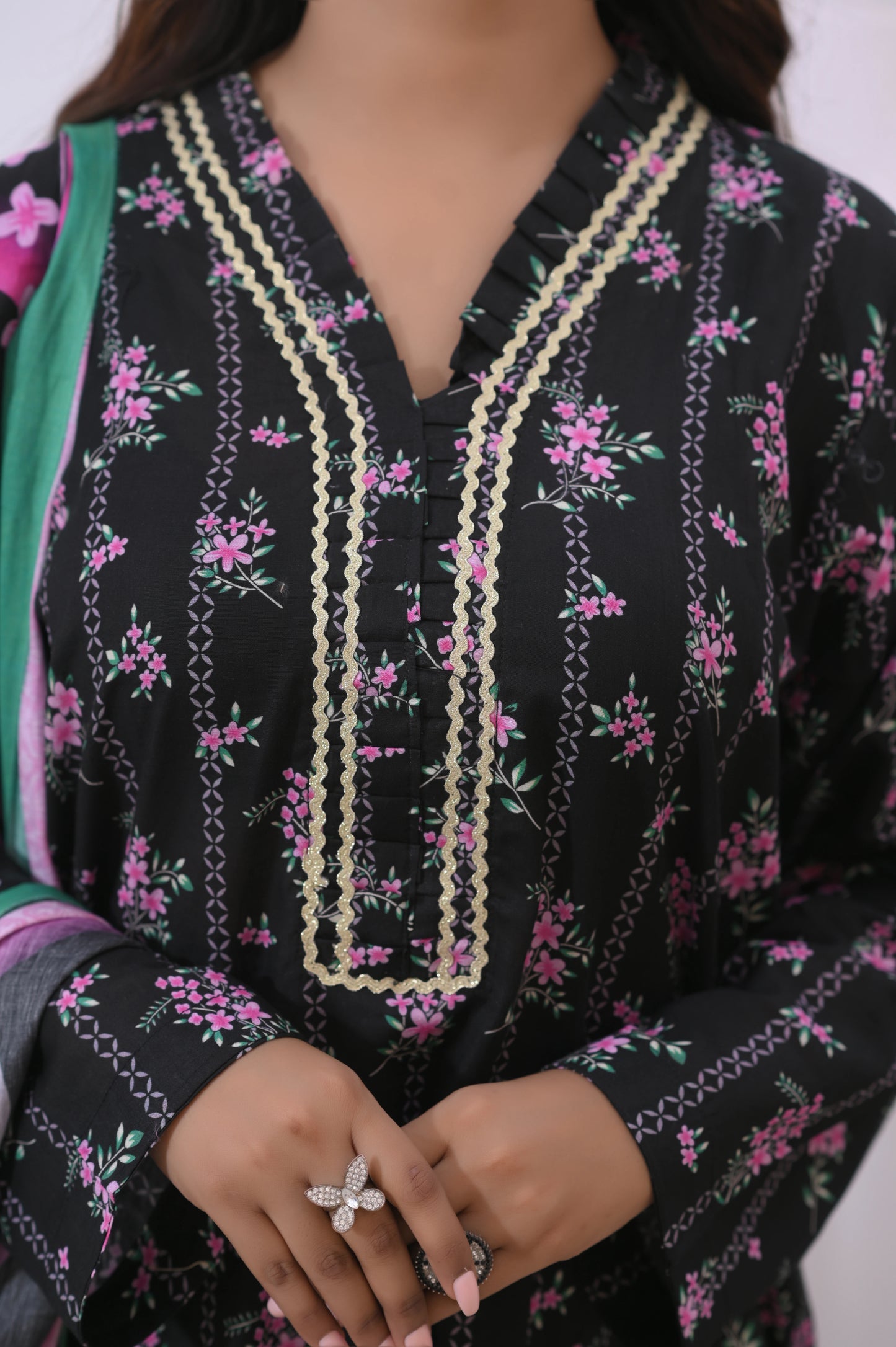 Elegant Black 3-Piece Stitched Lawn Suit.