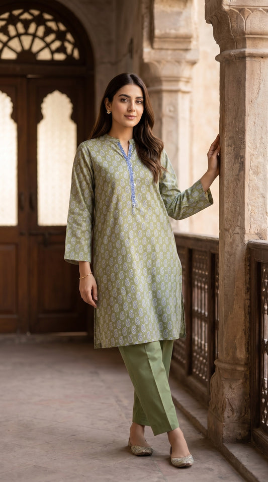 Sage Green Paisley Printed Lawn Kurti – Elegant Straight-Cut Ethnic Tunic