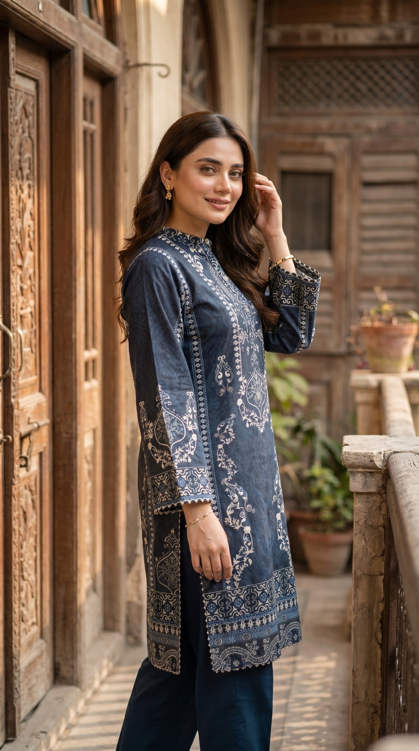 Midnight Indigo Printed Kurti – Traditional Floral Motif Straight Shirt